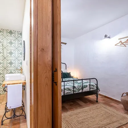 House In The Historic Center- פורטימאו